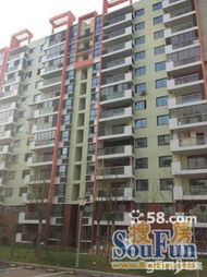 宜德苑小区主卧出租 宜山路轻轨旁，独立卫浴，尽享徐汇万体馆便捷生活